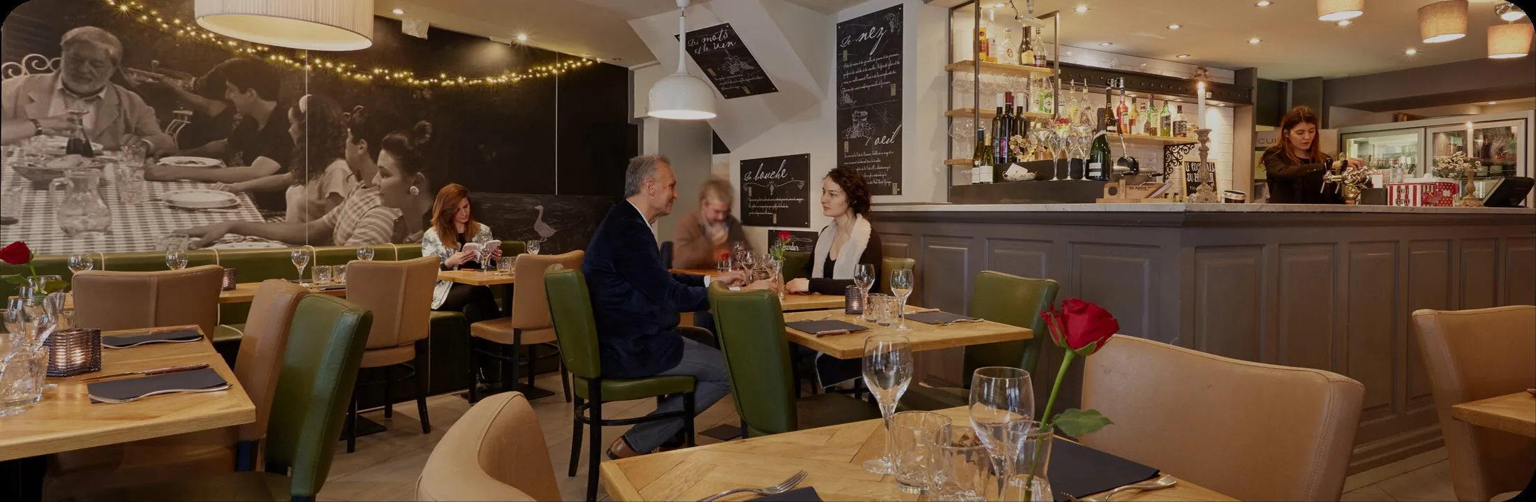 La salle du Bistrot des Amis un soir de service